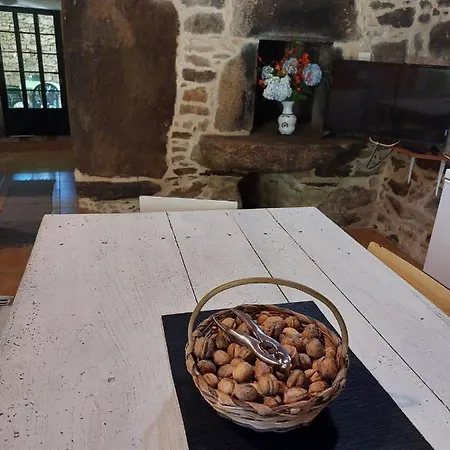 Casas De Maragouzos * Silleda