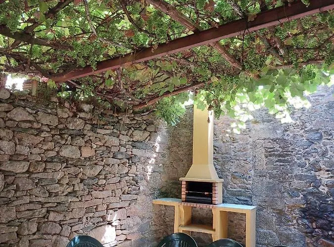 Casas De Maragouzos *